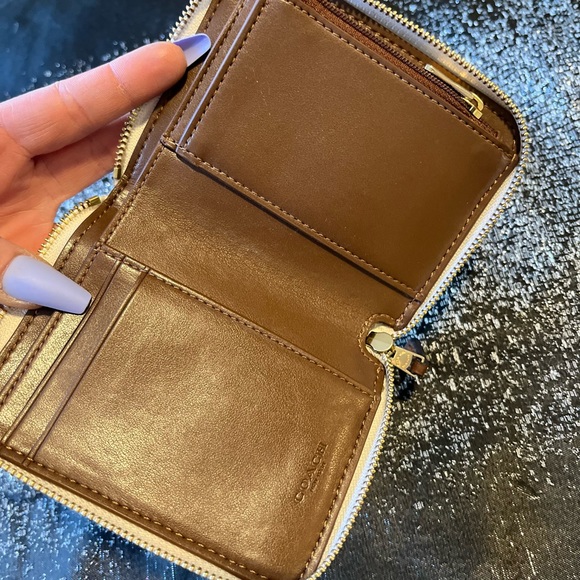 Coach Backpack & matching wallet - Picture 4 of 8